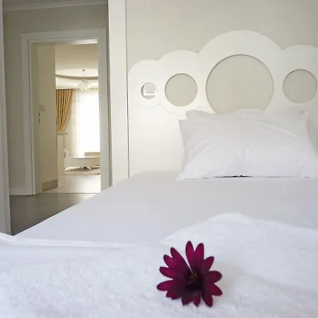 Roma - Emir Guersu Evleri Apartman Antalya